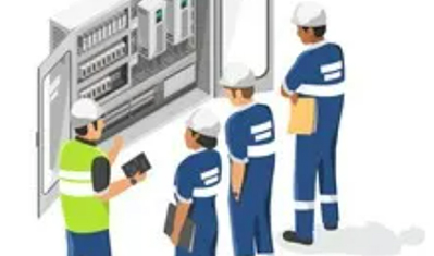 كيف تُستخدم وحدات التحكم المنطقية القابلة للبرمجة (PLCs) من إيمرسون وجنرال إلكتريك في صناعات النفط والغاز؟