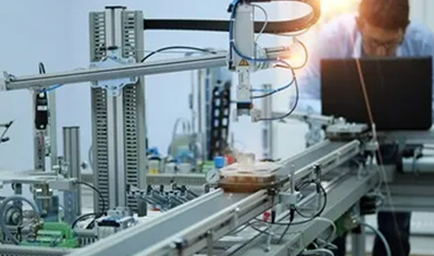 ما الفرق بين وحدات التحكم المنطقية القابلة للبرمجة Allen Bradley CompactLogix و ControlLogix؟